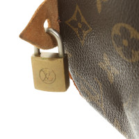 Louis Vuitton "Speedy 40 Monogram Canvas"