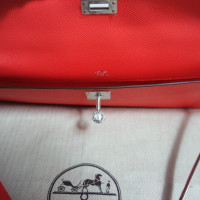 Hermès Kelly Cut aus Leder in Rot