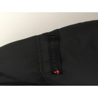 Peuterey Jacke/Mantel aus Pelz in Schwarz