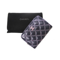 Chanel Täschchen/Portemonnaie aus Leder in Blau