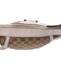 Gucci Umhängetasche aus Canvas in Beige