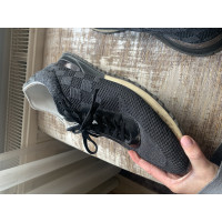 Louis Vuitton Trainers Wool in Black