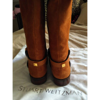 Stuart Weitzman Boots Suede in Brown