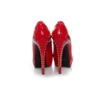Versace Pumps/Peeptoes Patent leather in Red
