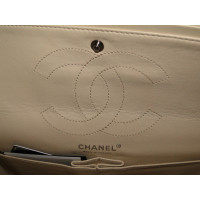 Chanel Classic Flap Bag Leer in Crème