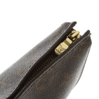 Louis Vuitton Pochette van Monogram Canvas