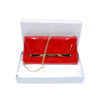 Jimmy Choo Clutch aus Lackleder in Rot