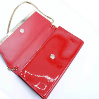 Jimmy Choo Clutch aus Lackleder in Rot