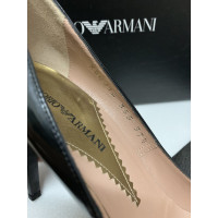 Armani Pumps/Peeptoes aus Leder in Schwarz