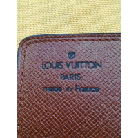 Louis Vuitton Accessori in Pelle