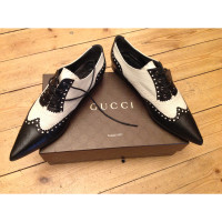 Gucci Chaussures à lacets en Cuir