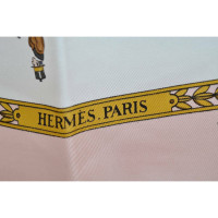 Hermès Carré 90x90 in Seta in Rosa