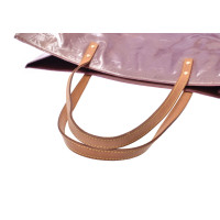 Louis Vuitton Handtasche aus Leinen in Violett