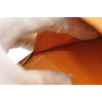 Louis Vuitton Bag/Purse Leather in Orange