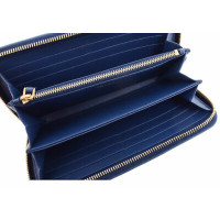 Prada Bag/Purse Leather in Blue