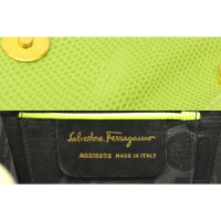 Salvatore Ferragamo Handtasche aus Leder in Grün