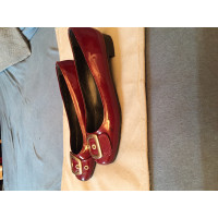 L.K. Bennett Slippers/Ballerinas Patent leather in Bordeaux