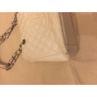 Chanel Sac à main en Cuir en Blanc