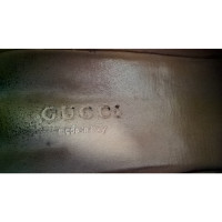 Gucci Sandalen aus Leder in Braun