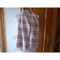Burberry Sjaal in Roze