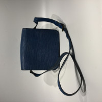 Louis Vuitton Cartouchière PM22 en Cuir en Bleu