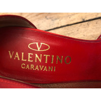 Valentino Garavani Pumps/Peeptoes en Rouge