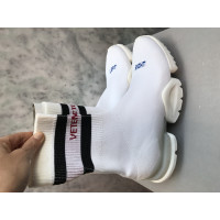 Vetements Sneaker in Tela in Bianco