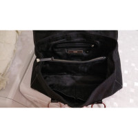 Ferre Handbag in Black