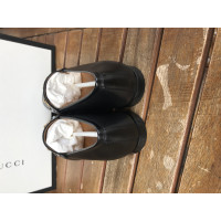 Gucci Slippers/Ballerina's Leer in Zwart