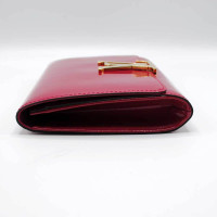 Louis Vuitton Clutch Bag Patent leather in Fuchsia