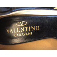 Valentino Garavani Pumps/Peeptoes en Noir