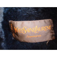 Yves Saint Laurent Veste/Manteau en Viscose en Gris