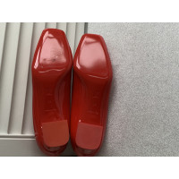 Louis Vuitton Pumps/Peeptoes aus Lackleder in Rot