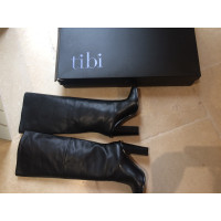 Tibi Stiefel aus Leder in Schwarz