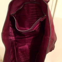 Prada Tote Bag aus Leder in Bordeaux