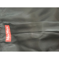 Max Mara Jacke/Mantel aus Wolle in Schwarz