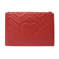 Gucci GG Marmont Clutch aus Leder in Rot