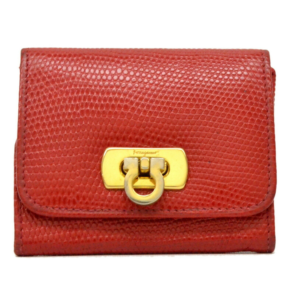 Salvatore Ferragamo Bag/Purse Leather in Red