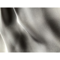 Prada Oberteil aus Seide in Grau