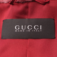 Gucci Jacke/Mantel aus Pelz in Rot