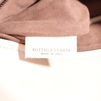 Bottega Veneta Umhängetasche aus Leder in Grau