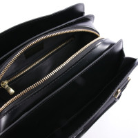 Louis Vuitton Handtasche aus Leder in Schwarz