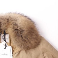 Moncler Jacke/Mantel aus Baumwolle in Beige