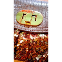 Badgley Mischka Umhängetasche aus Leder in Gold
