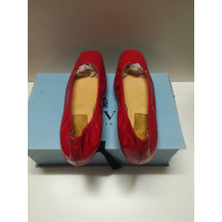 Lanvin Slippers/Ballerinas Patent leather in Red