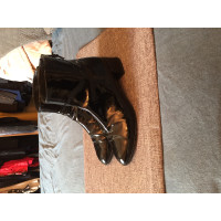 Stuart Weitzman Bottines en Cuir verni en Noir