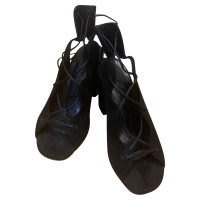 Saint Laurent Sandals Suede in Black