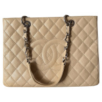 Chanel Shopping Tote Grand Leer in Beige