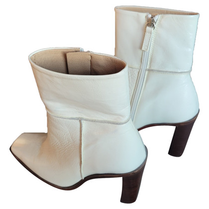 Topshop Ankle boots Leather in White