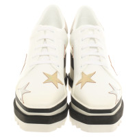 Stella McCartney Chaussures à lacets en Blanc